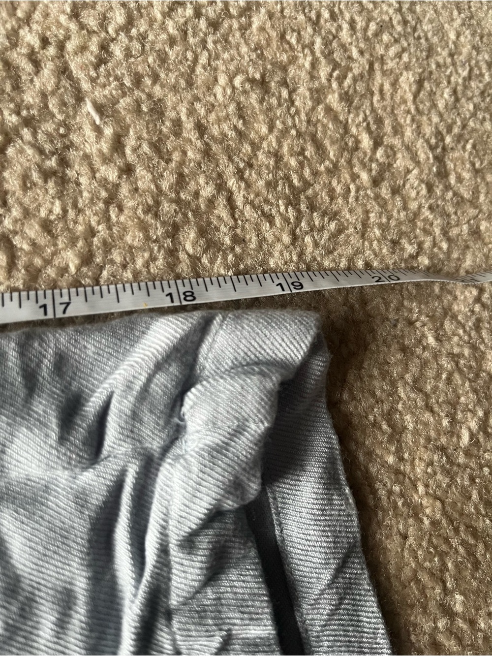 Capris - Picture 4 of 4
